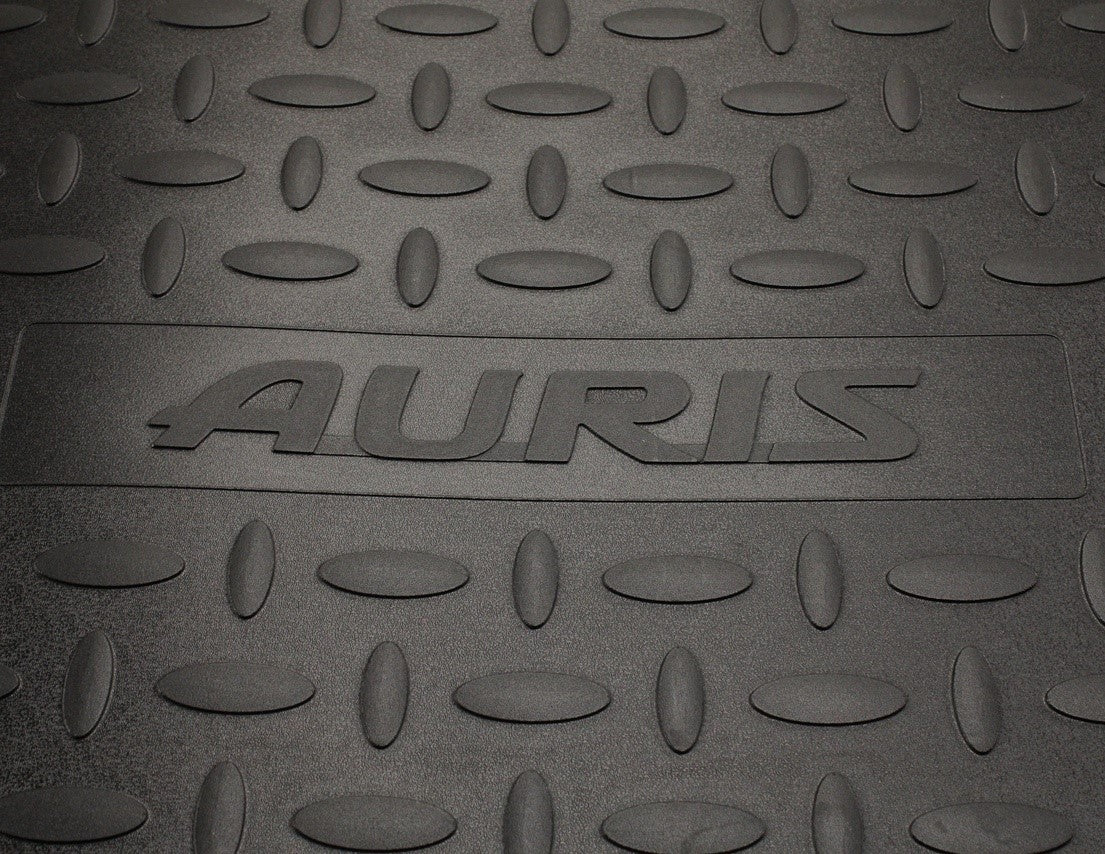 Toyota Auris boot liner PZ434-E2302-PJ