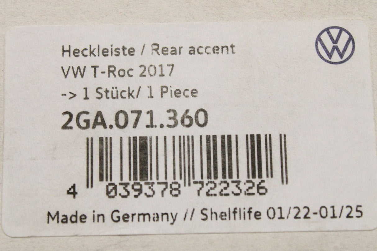 VW T-Roc 2018-on chrome accessory tailgate trim stirp (rear) 2GA071360