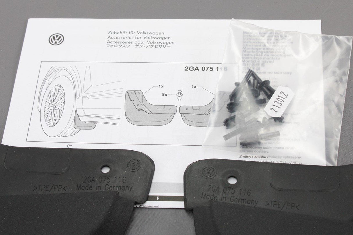 VW T-Roc 2018- Front mud flaps pair accessory 2GA075116