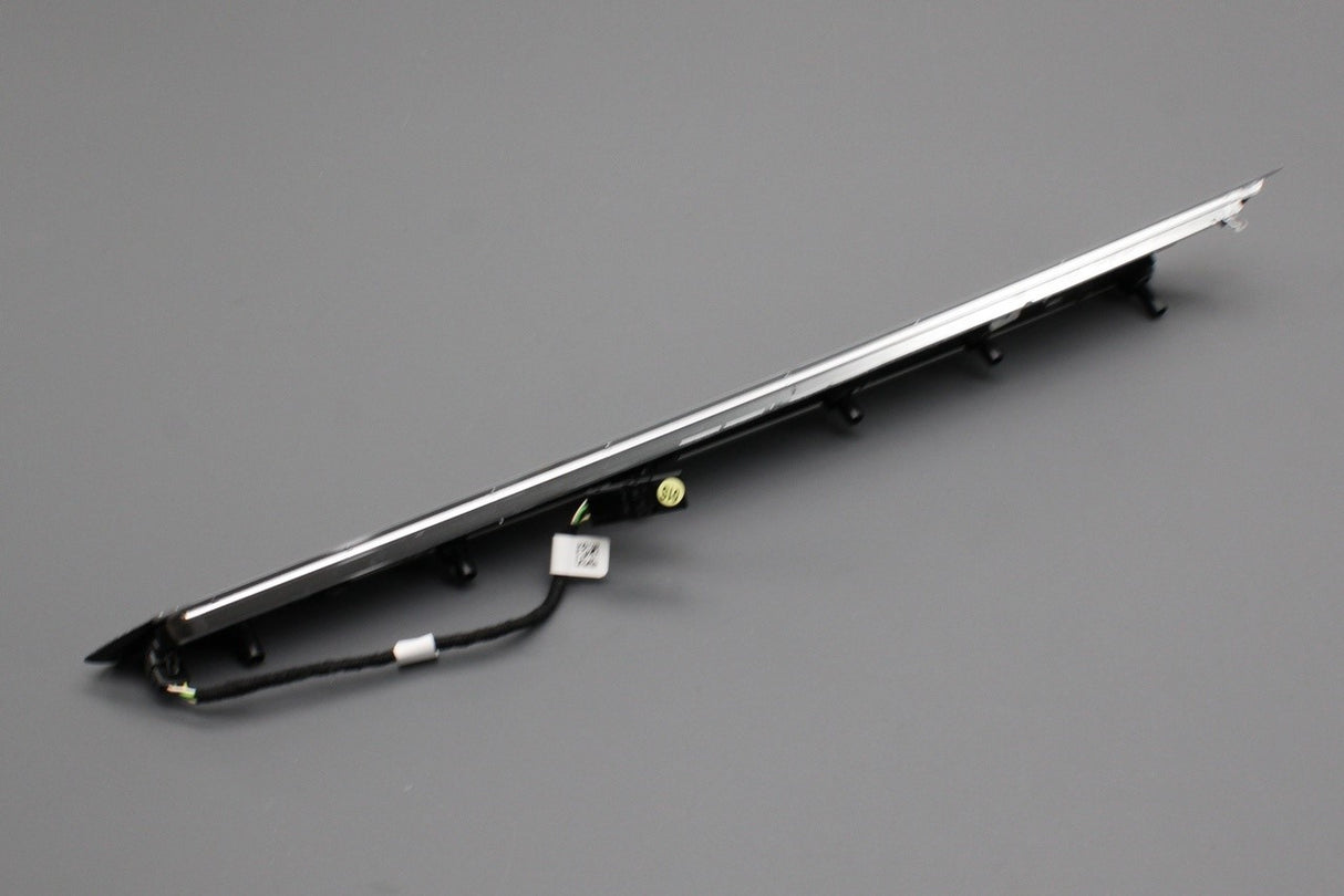 VW Tiguan 2016-2024 rear door moulding trim (right) 5NA867086C 9GA