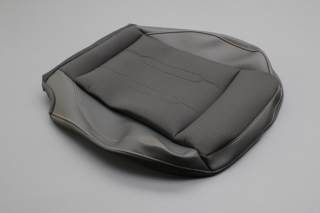 CUPRA Formentor Leon 20-on front seat base cover (right) 5FF881406L WXQ
