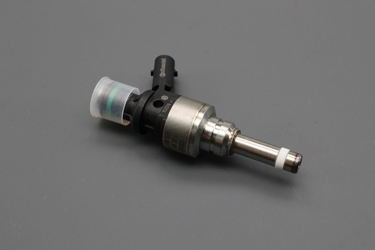 Audi RS3 11-13 RSQ3 14-18 TTRS 10-14 2.5 TFSI fuel injector 07K906031L