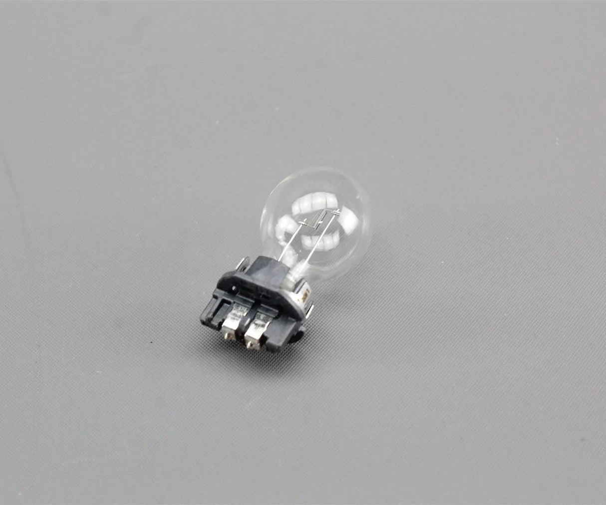 VW Golf MK7 CC Skoda Yeti DRL daytime running light bulb N10776301