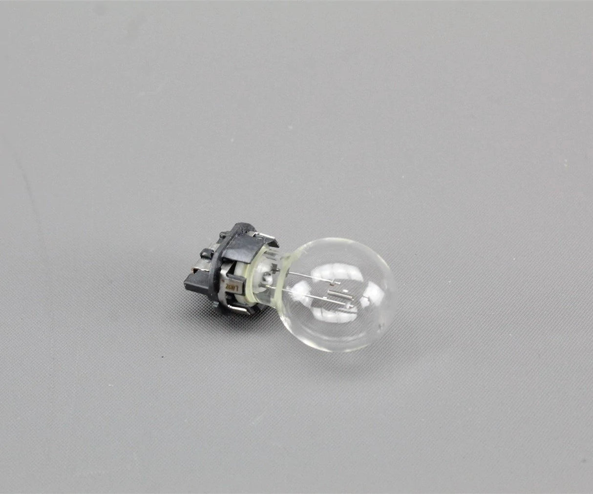 VW Golf MK7 CC Skoda Yeti DRL daytime running light bulb N10776301