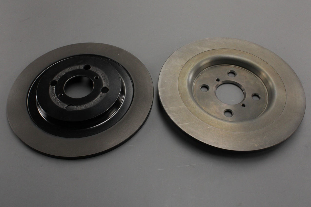 Toyota Yaris 2005-2020 brake discs (rear) 42431-0D060
