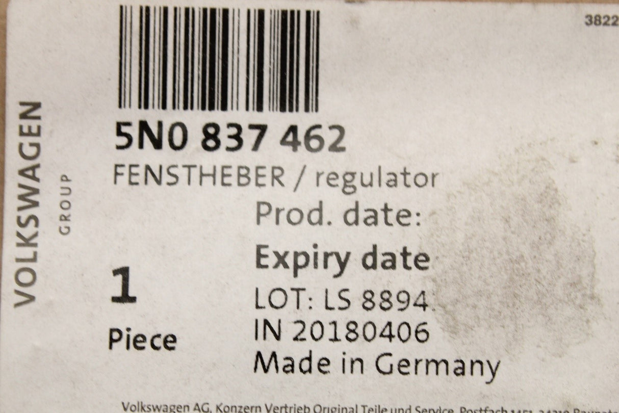 VW Tiguan 2008-16 front electric window regulator (right) 5N0837462