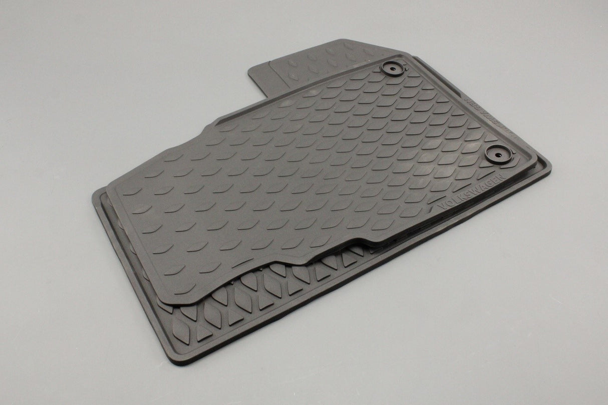 VW New Transporter 2024-on all weather floor mats (RHD) 7TG061502A 82V