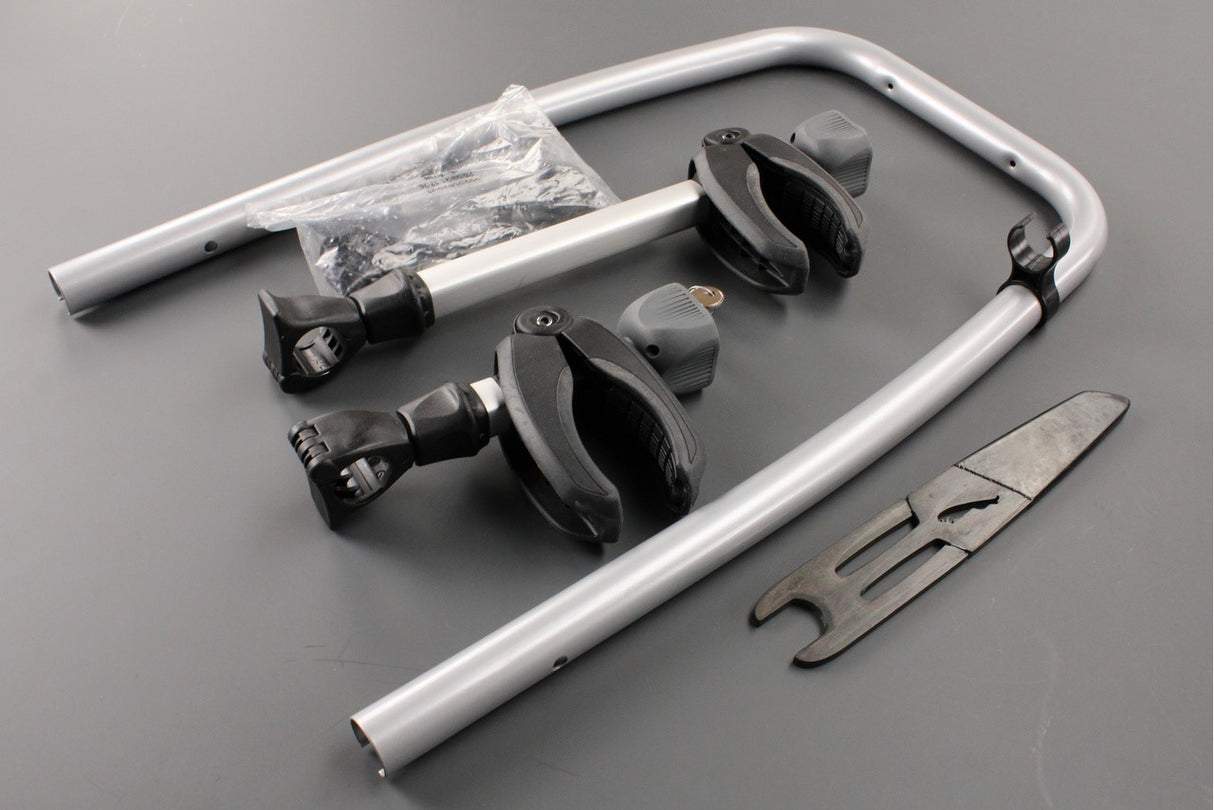 Jaguar I-Pace 2018-on rear mounted bicycle carrier T4K1179