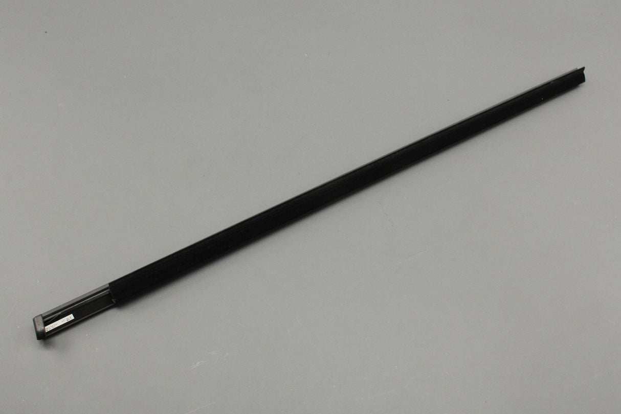 Audi e-tron 2019-on front outer door window slot seal (right) 4KE837476C