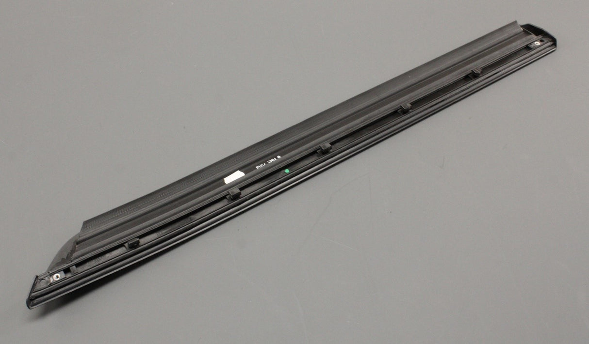 VW Phaeton 2002-2010 rear door cover trim (right) 3D0854950C V7S