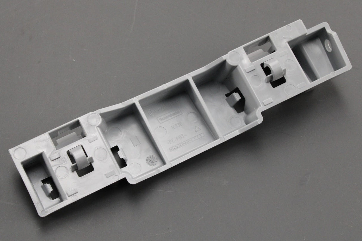 Mercedes-Benz S-Class W222 mounting bracket A2226980127