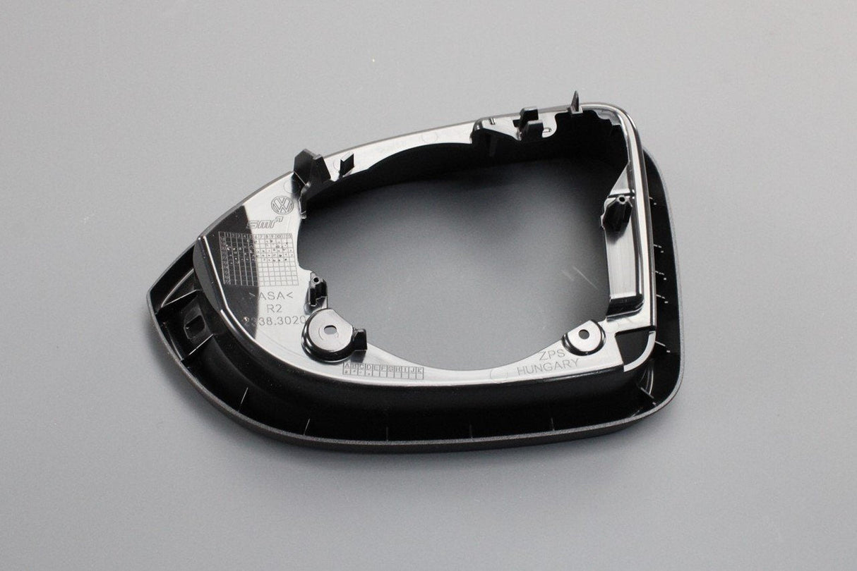 VW Golf MK8 2020-on wing mirror frame (right) 5H0857602 9B9
