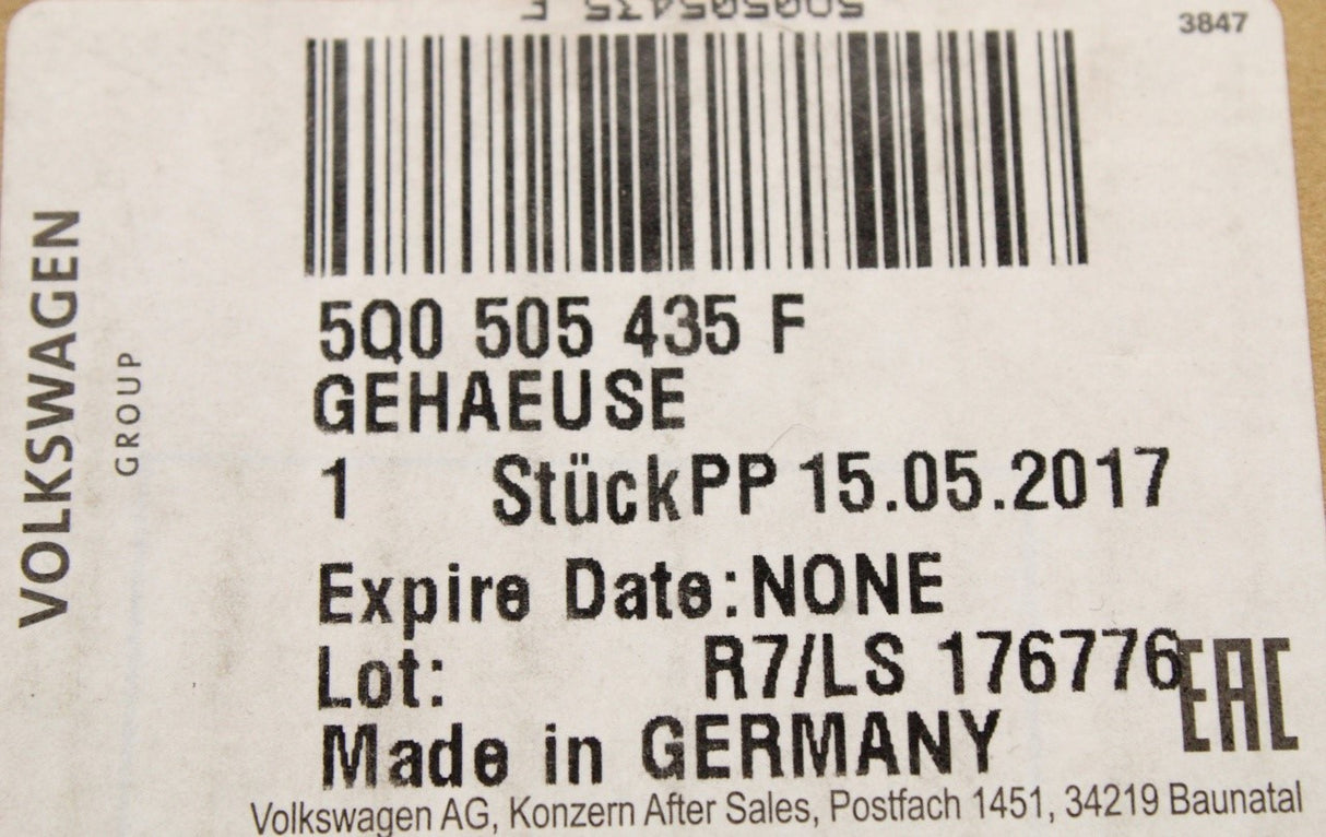 VW Golf A3 Leon Octavia rear wheel bearing housing (left) 5Q0505435F