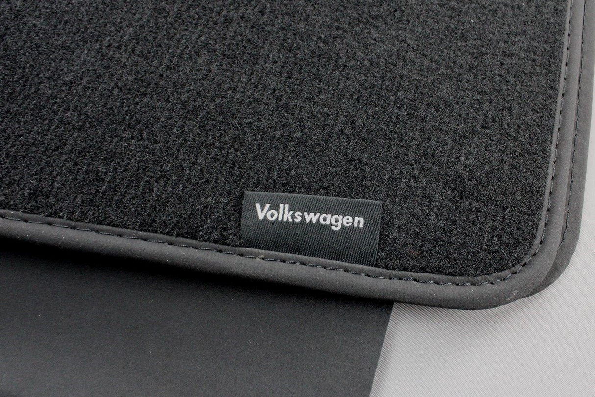 VW T-Roc 2018-Onward reversible boot luggage compartment mat 2GA061210