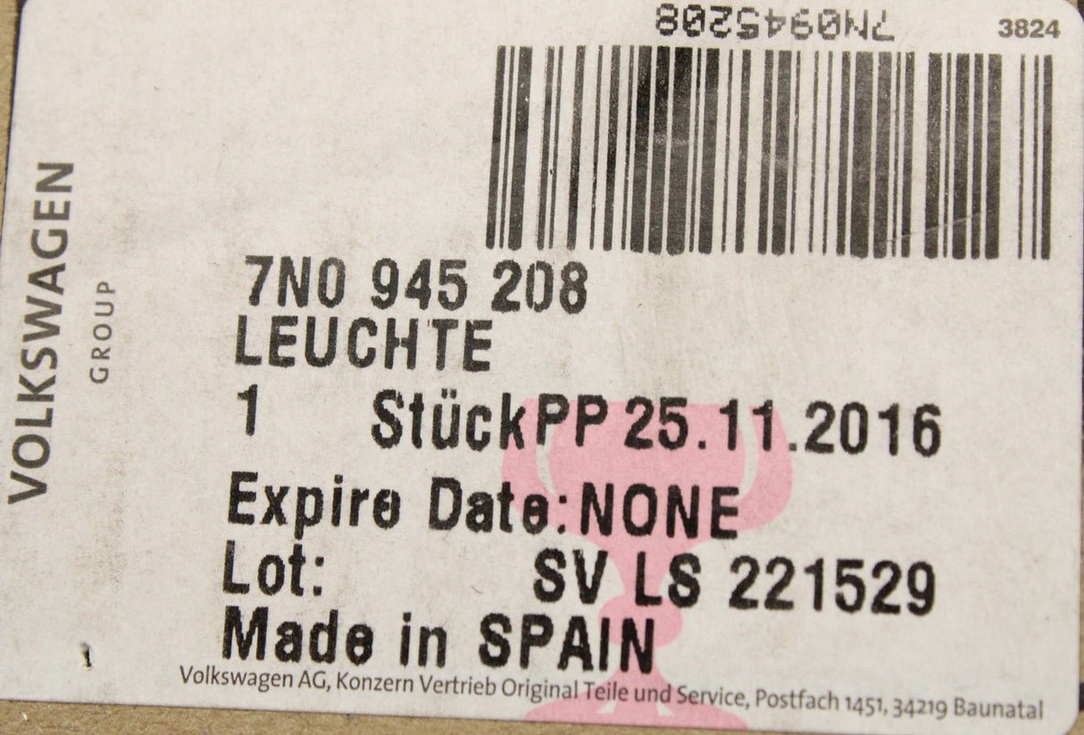 VW Sharan 2016-on rear outer LED tail light (right) 7N0945208