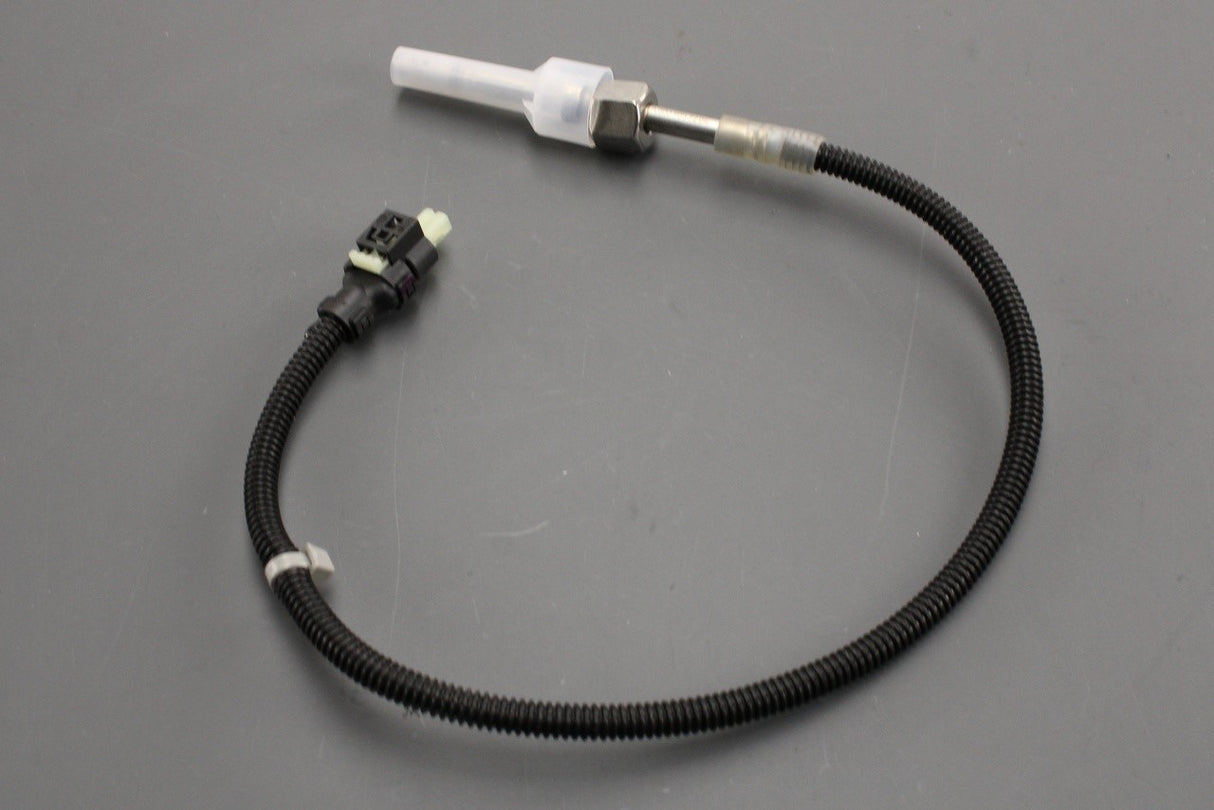 Mercedes-Benz exhaust gas temperature sensor A0009057204