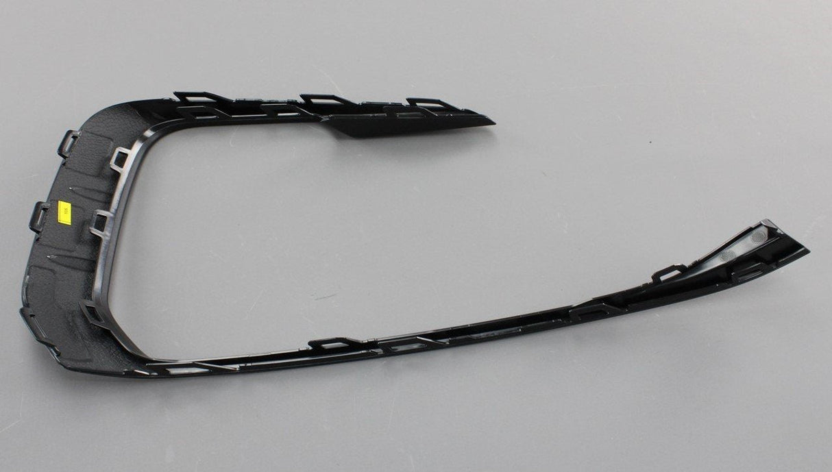 VW Golf MK7.5 GTE 2017-2020 front vent grille trim (left) 5GE853665C 9B9