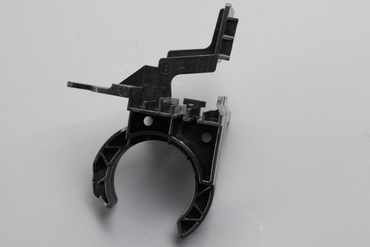 VW Polo Skoda Fabia SEAT screen-wash filler pipe holder 6R0955195
