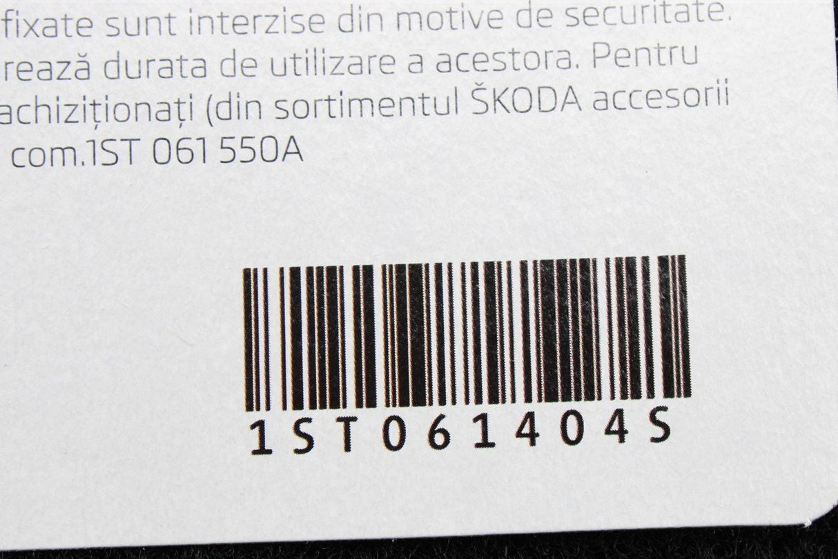 Skoda Citigo 2012-On front and rear carpet floor mats (RHD) 1ST061404S
