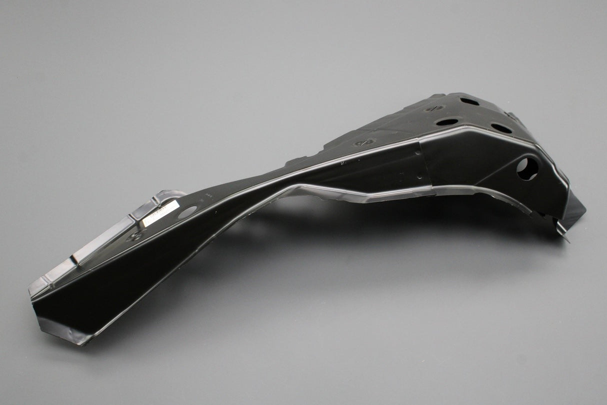 Audi e-tron 2019-2023 d-pillar body panel (left) 4KE809027