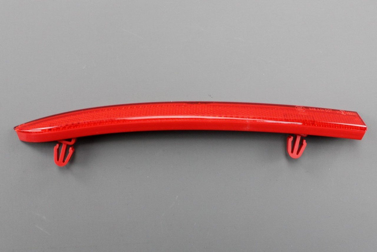 VW Golf Estate MK5-6 07-13 rear bumper reflector lens (left) 1K9945105A