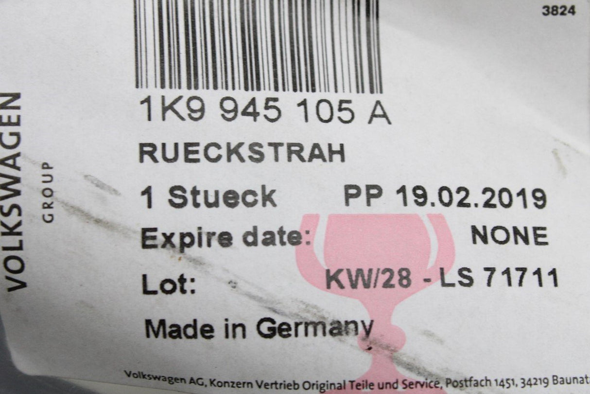 VW Golf Estate MK5-6 07-13 rear bumper reflector lens (left) 1K9945105A