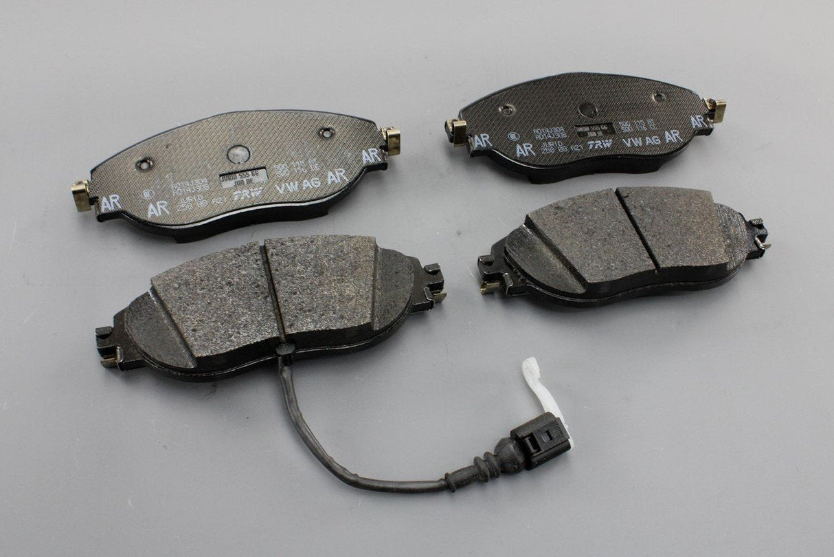 VW Golf GTI Clubsport S front brake pads set 5Q0698151AG