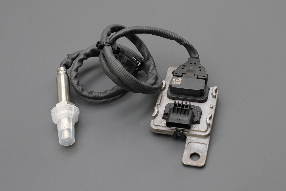 Audi A6 2013-2018 A7 2015-2018 front NOx sensor (3.0 TDI) 4G0907807S