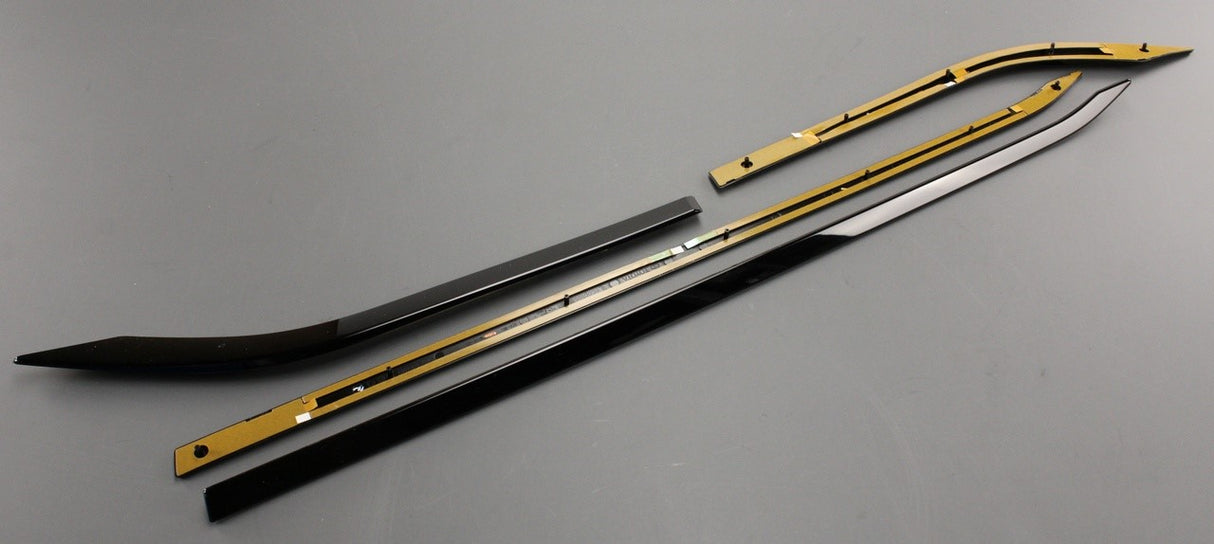 Toyota Yaris Cross side sill trims (black) PW156-0D110-CE