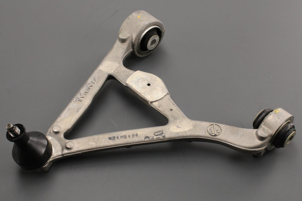 Jaguar XJ S-Type XF XK 1999-2019 upper control arm (rear right) C2Z31678