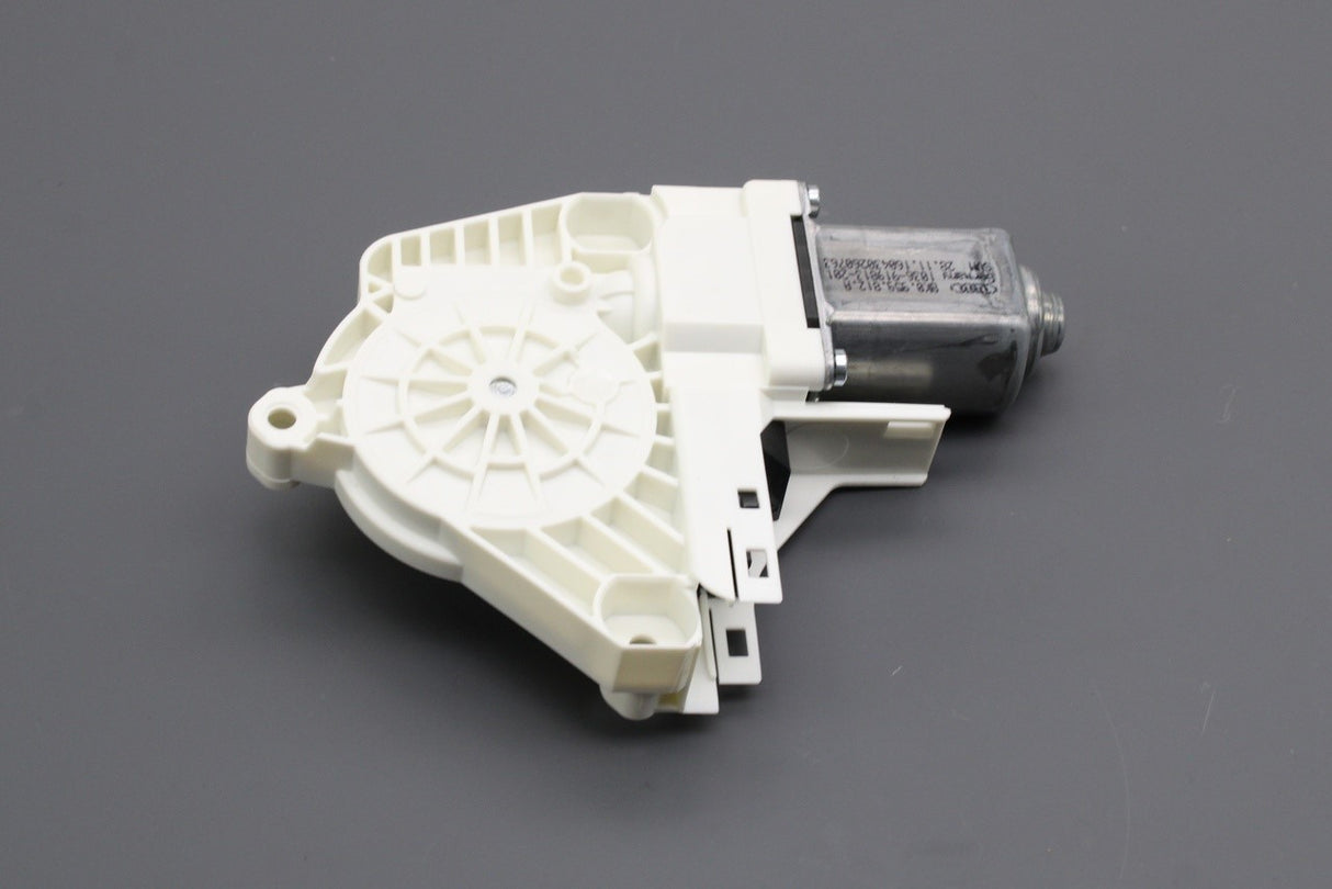 Audi A1 2011-2018 front window regulator motor (right) 8K0959802C