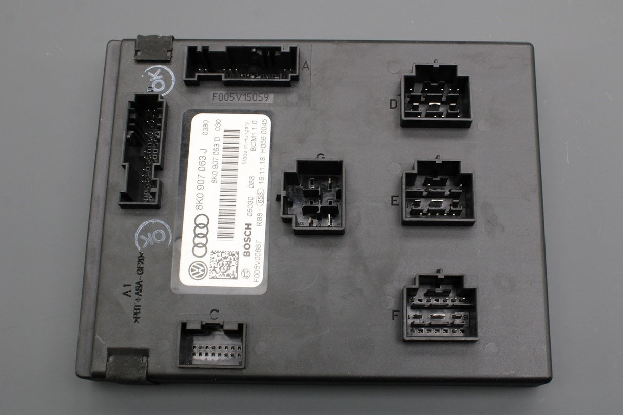 Audi A5 S5 Cabriolet 10-11 onboard supply control module 8K0907063J