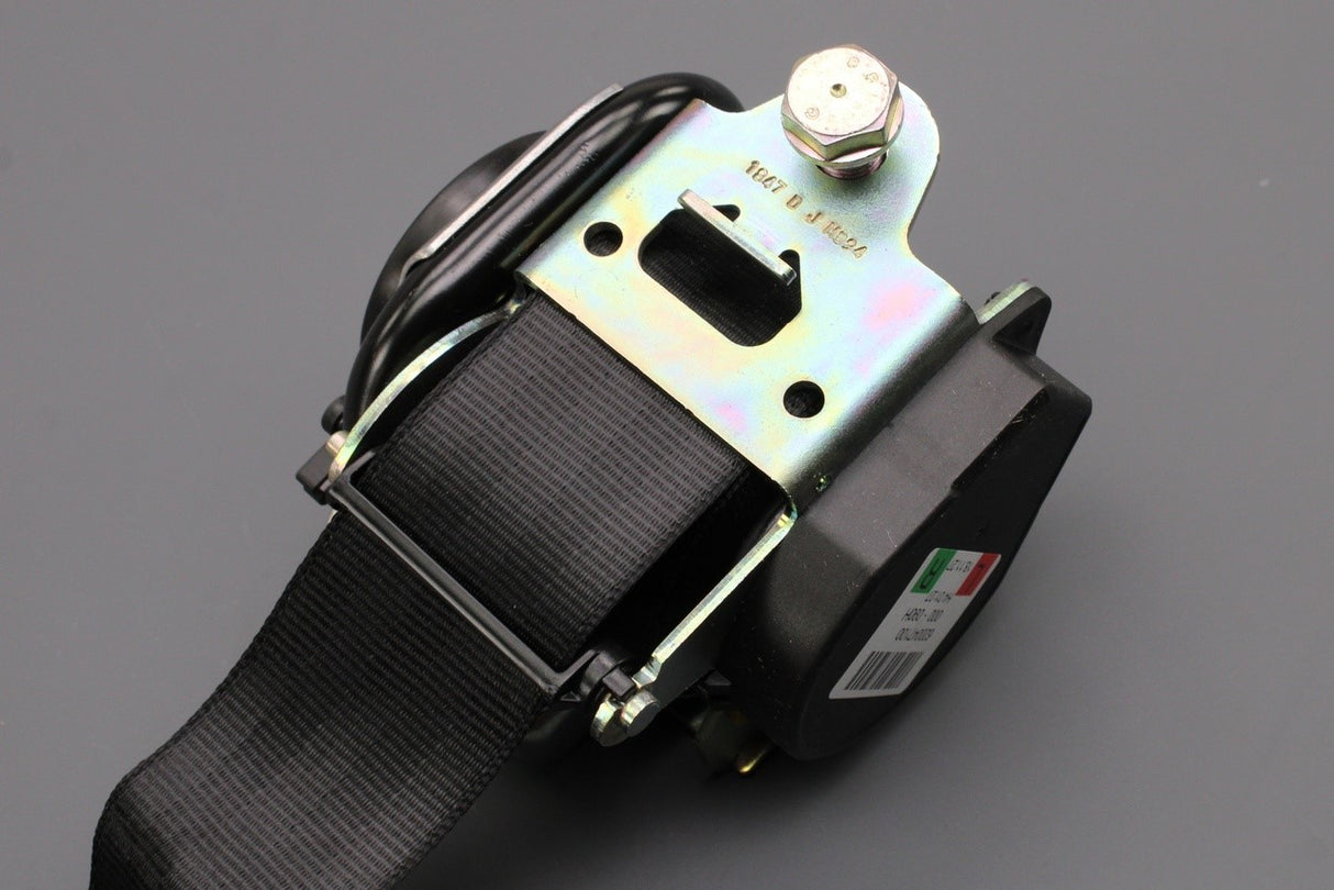 Audi A3 S3 RS3 8V 2013-2020 rear three point safety seat belt 8V5857805 V04