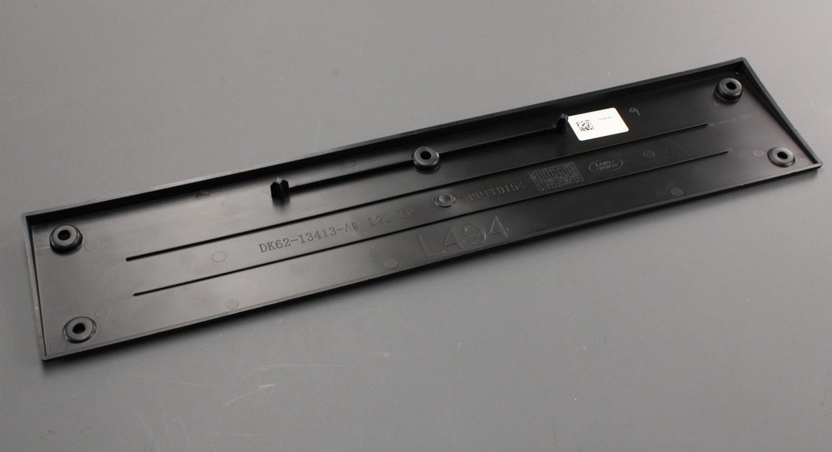 Range Rover Velar 14-22 Sport 17-on number plate bracket LR095349