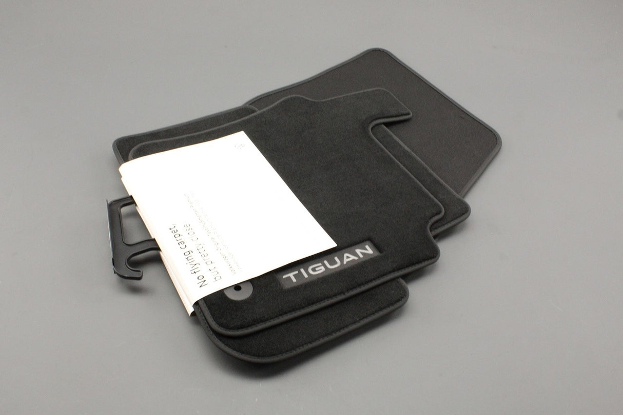 VW Tiguan 2024-on RHD premium textile floor mat set 572061270 WGK