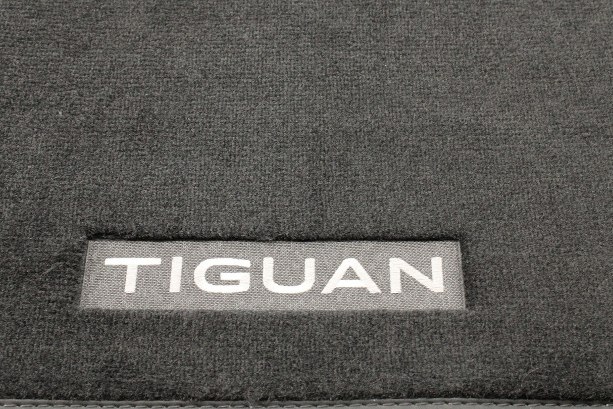 VW Tiguan 2024-on RHD premium textile floor mat set 572061270 WGK