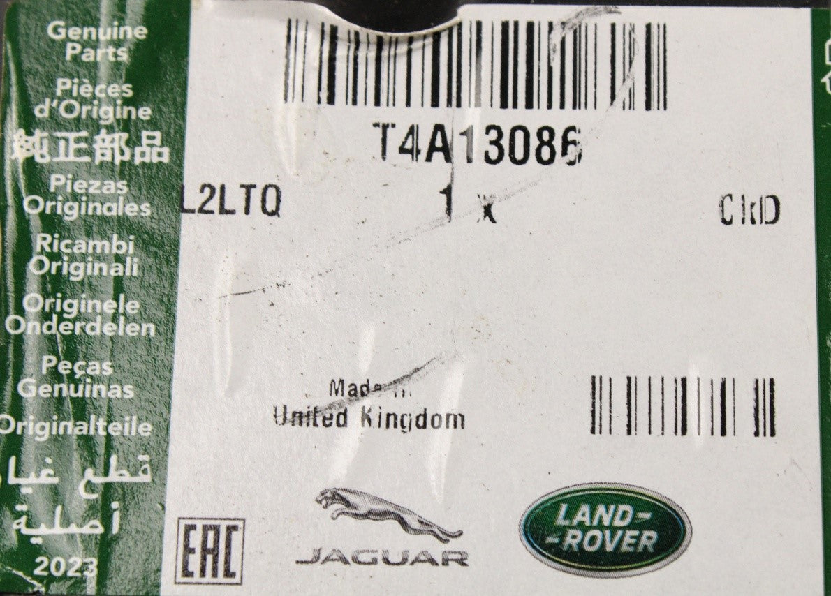 Jaguar F-Pace 16-on rear bumper mounting bracket (right) T4A13086