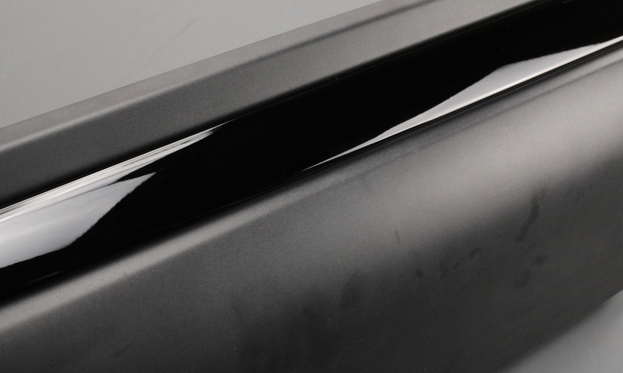 Range Rover Evoque 12-18 lower door moulding (rear right) LR074949