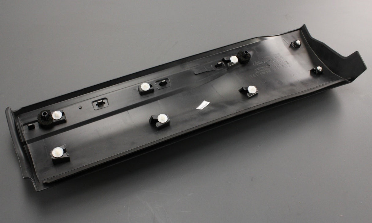Range Rover Evoque 12-18 lower door moulding (rear right) LR074949