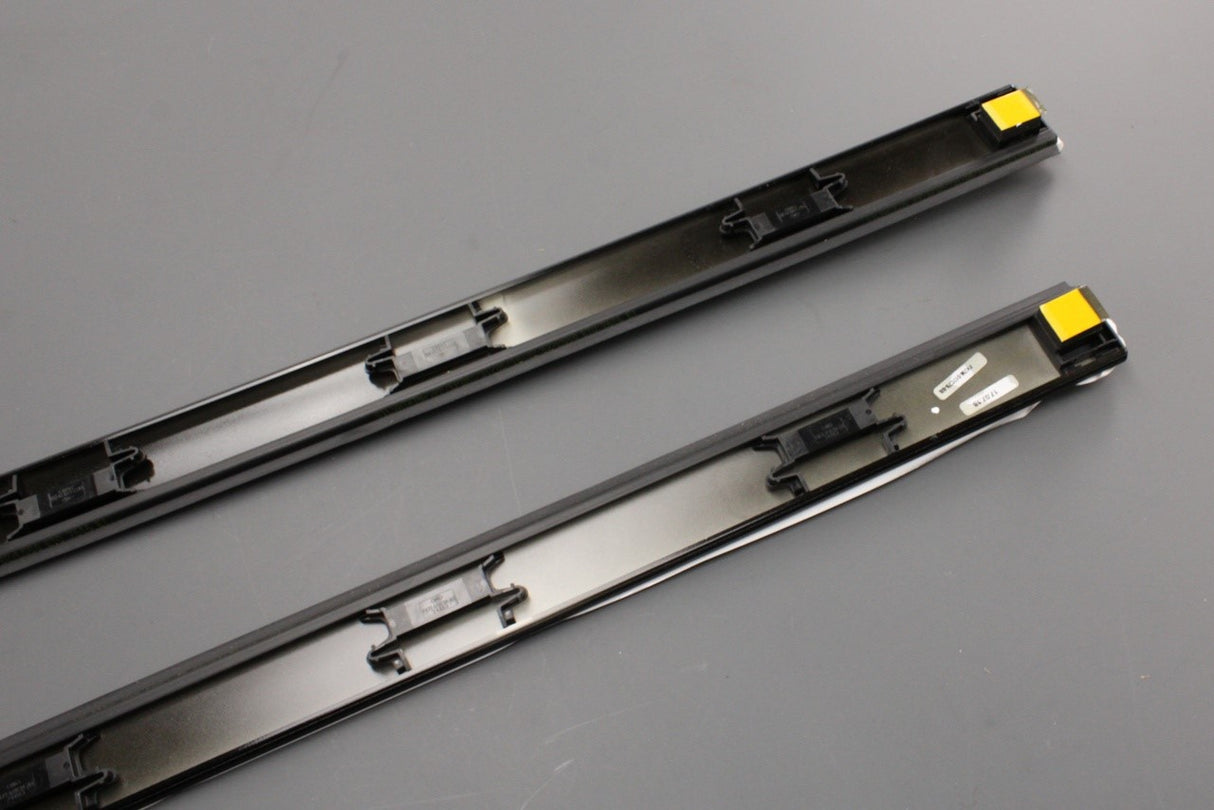 Land Rover Discovery Sport 2015-on roof rail trim finisher kit VPLCR0134