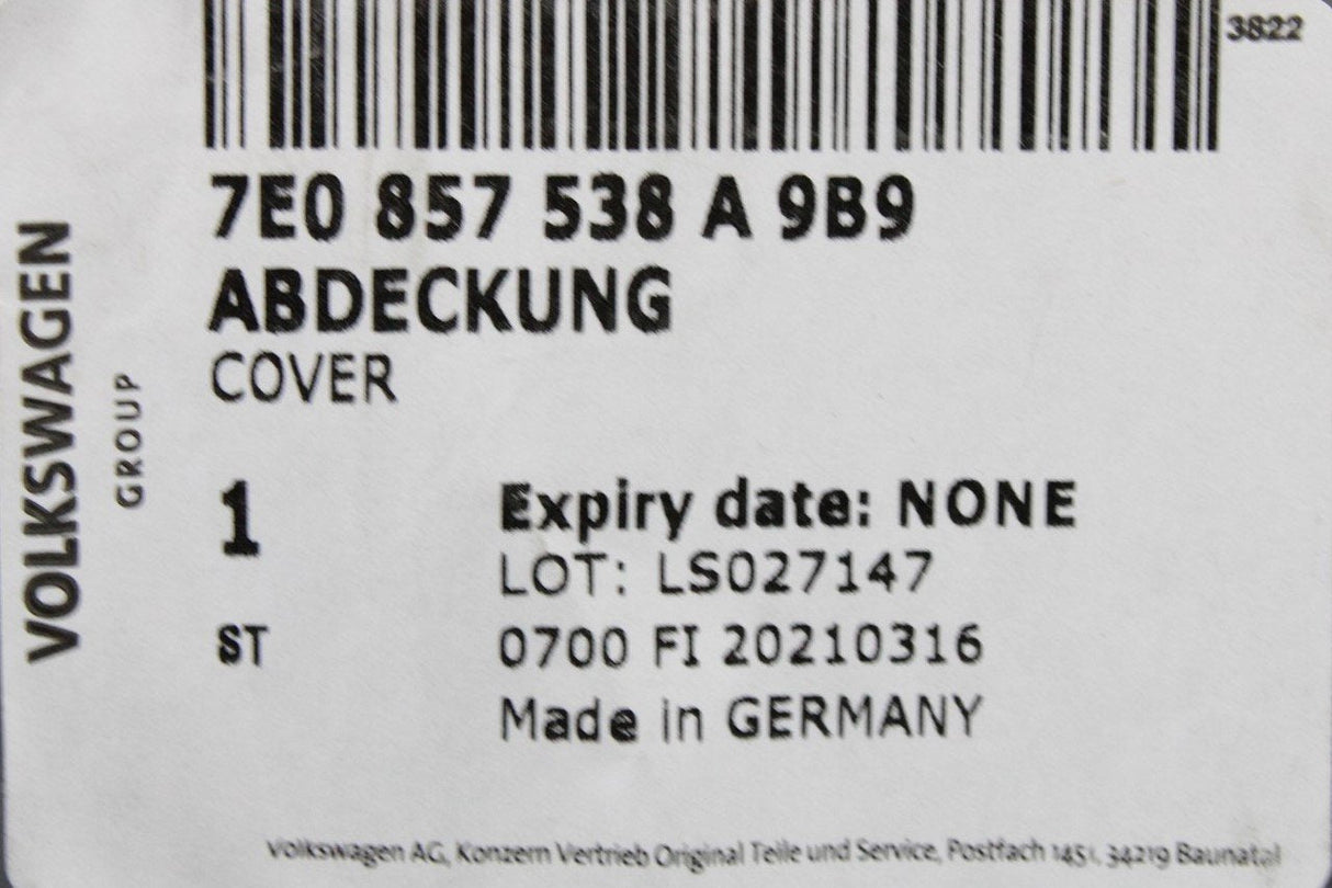 VW Transporter T6 wing mirror corner trim (right) 7E0857538A 9B9