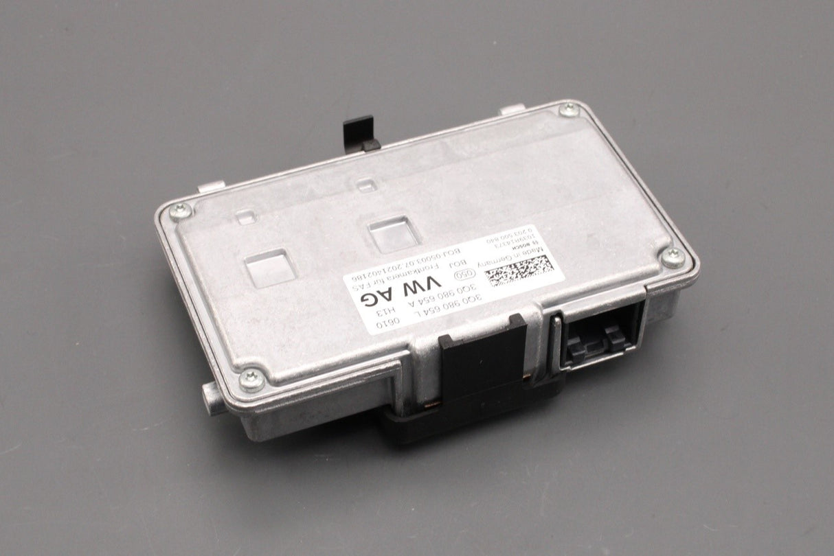 VW Golf Audi A3 8V Skoda SEAT front driver assistance camera 3Q0980654L