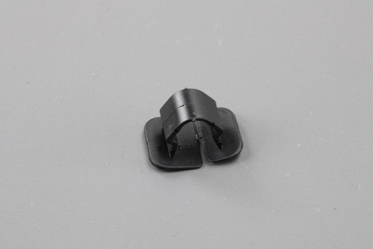 VW Audi Skoda SEAT Retaining clip for sound absorber (x1) 1H5863849A 01C