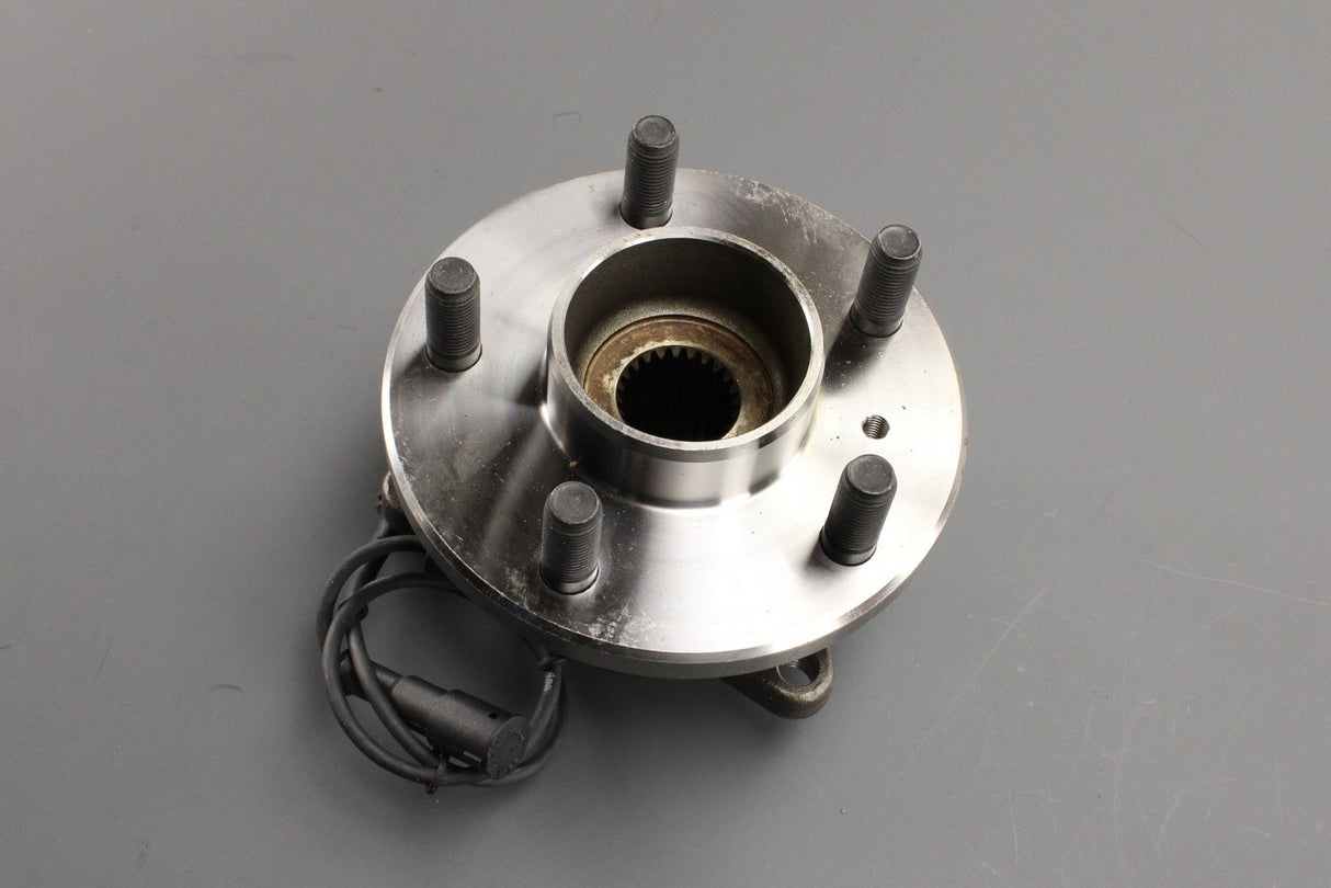 Land Rover Discovery 2 1998-04 wheel hub & ABS sensor (rear) TAY100050