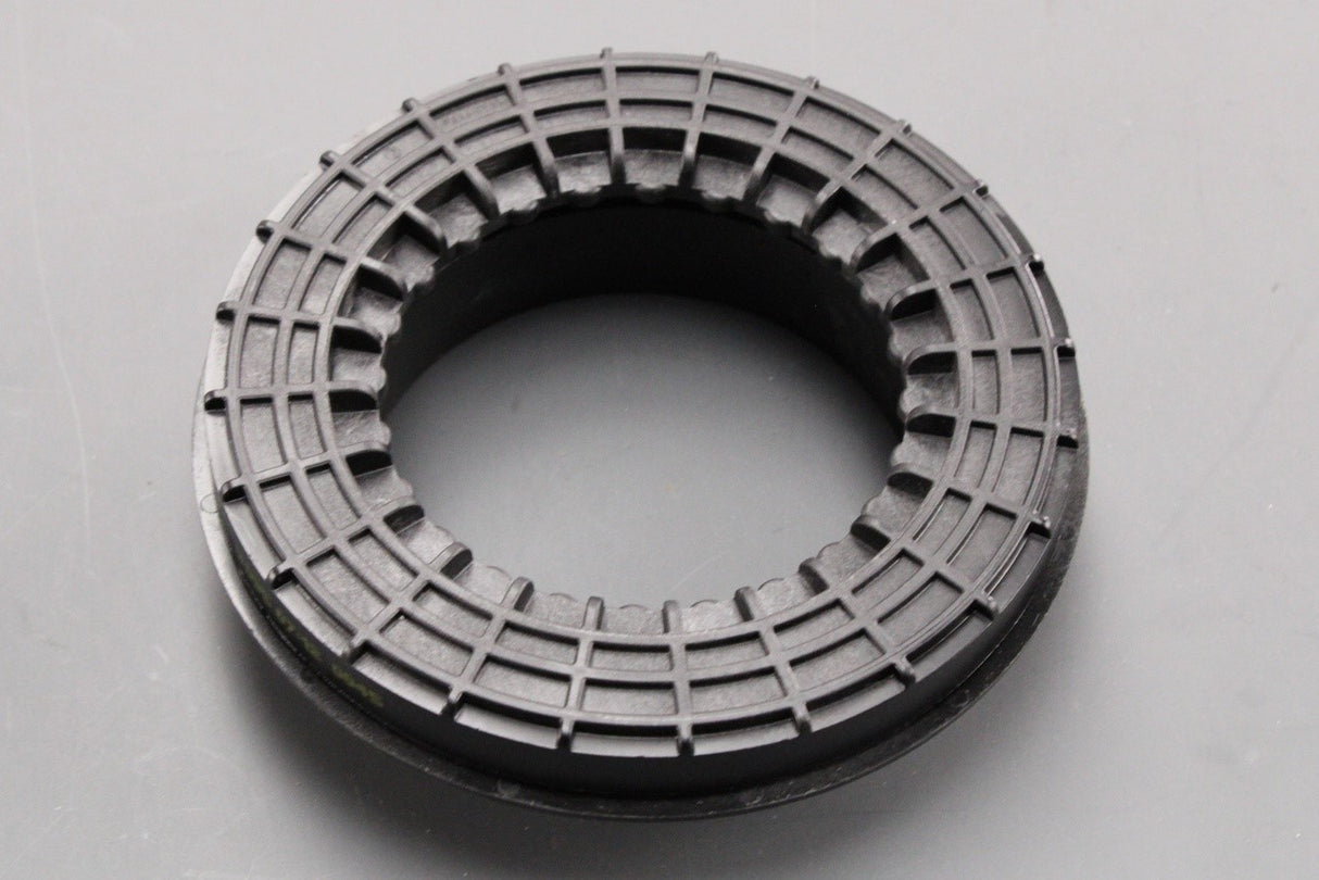 Mercedes-Benz C-Class strut top mount bearing (front) A204981002564