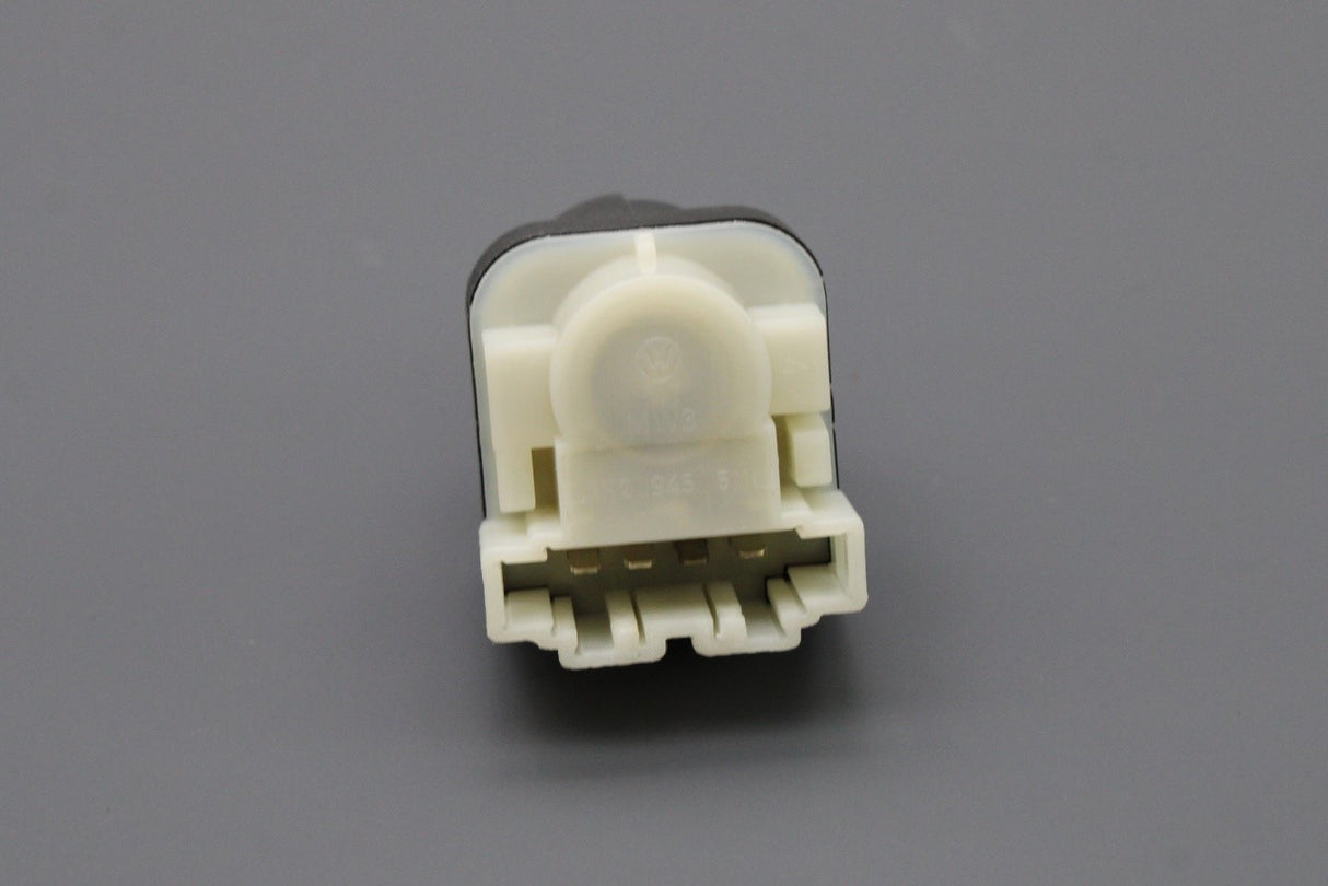VW Golf MK5 Audi A3 8P Skoda SEAT RHD brake light switch 1K2945511 RDW