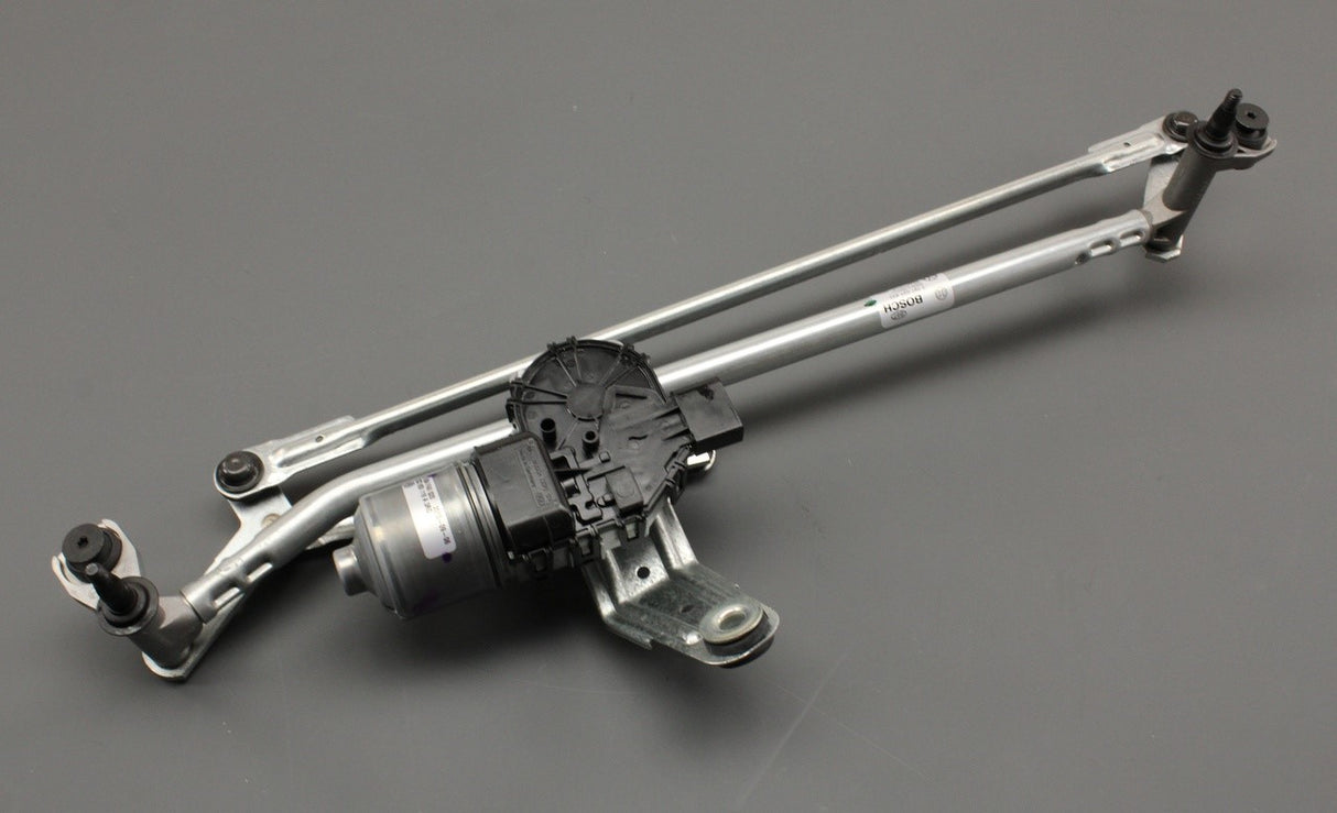 VW Beetle 2012-18 front windscreen wiper motor linkage RHD 5C2955601