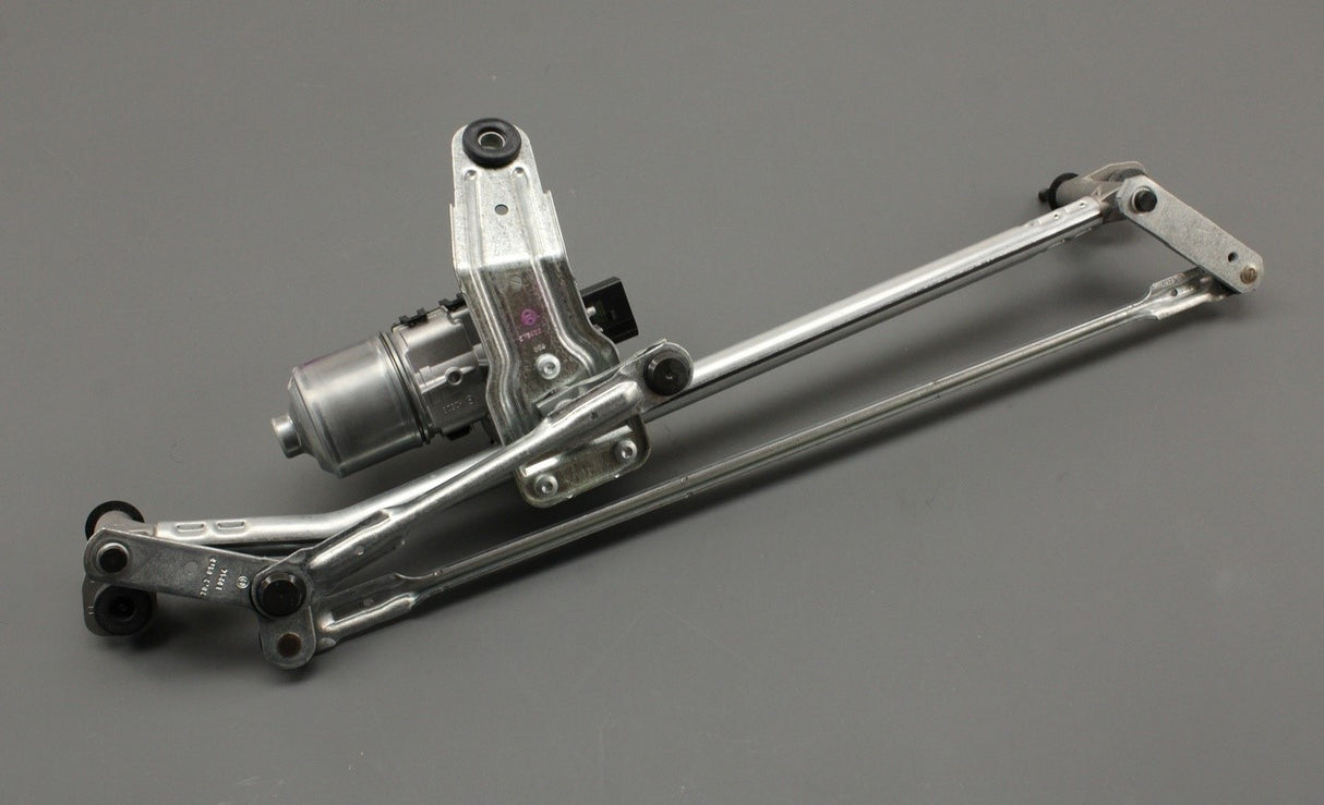 VW Beetle 2012-18 front windscreen wiper motor linkage RHD 5C2955601