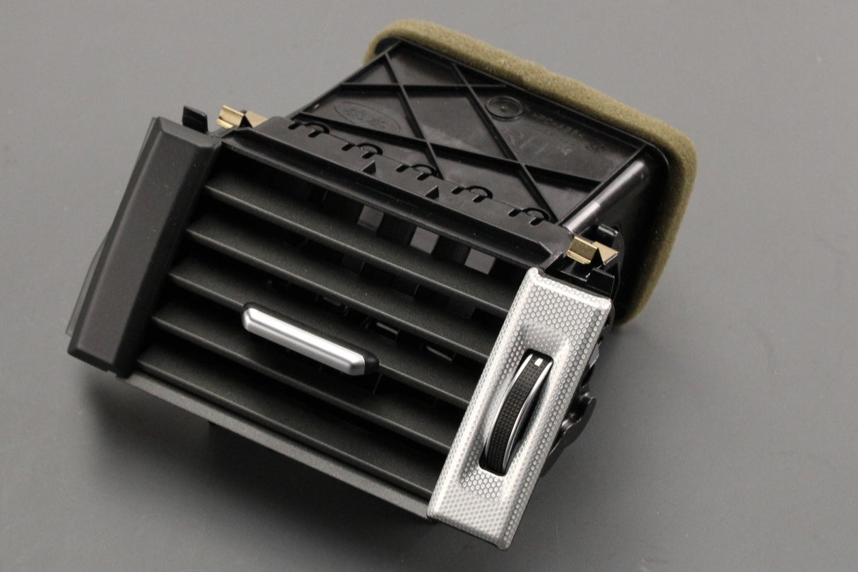 Range Rover Evoque 2012-2018 RHD dashboard air vent (right) LR025054