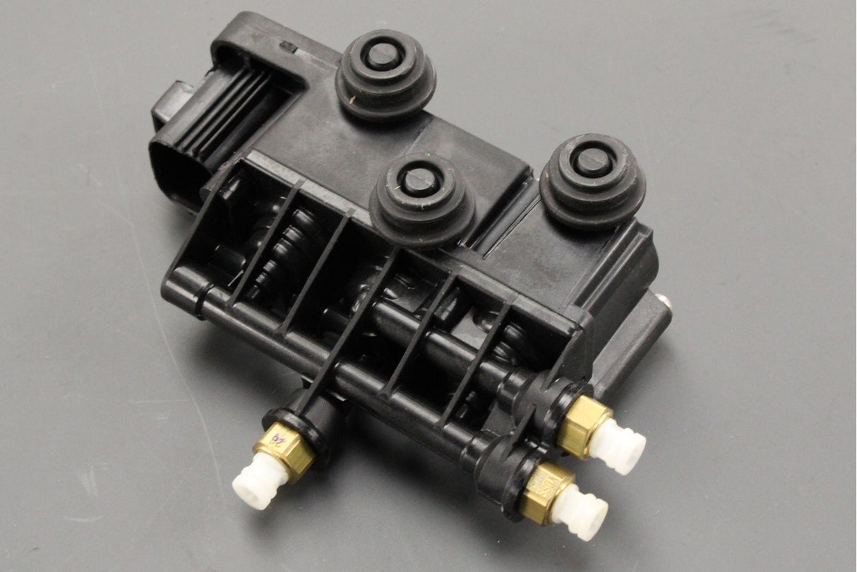 Land Rover Discovery Range Rover Sport 05-16 air suspension valve RVH000095